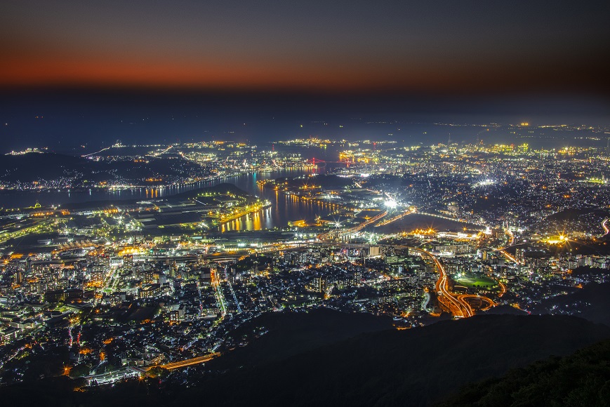 皿倉山頂で4日間限定クリスマスイベント開催 夜景デートにもオススメ 北九州ノコト