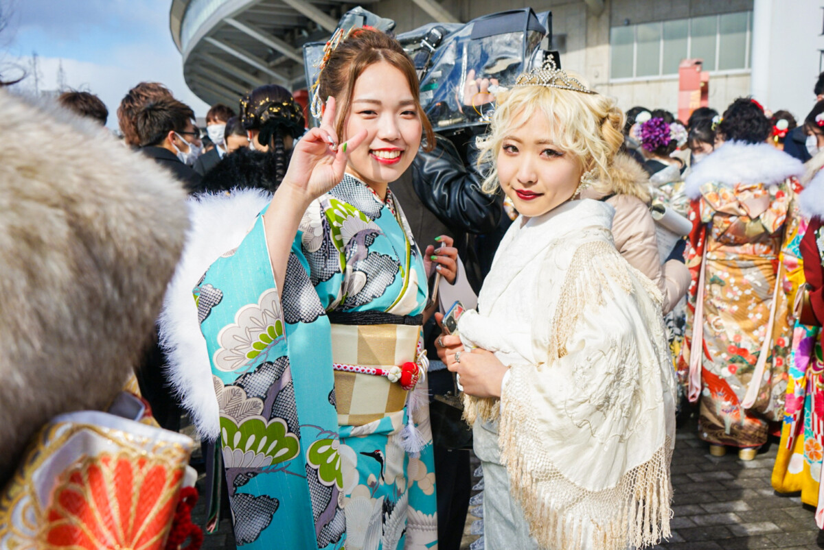 華やかな衣装をまとった新成人約5000人が参加 北九州市成人式 北九州ノコト