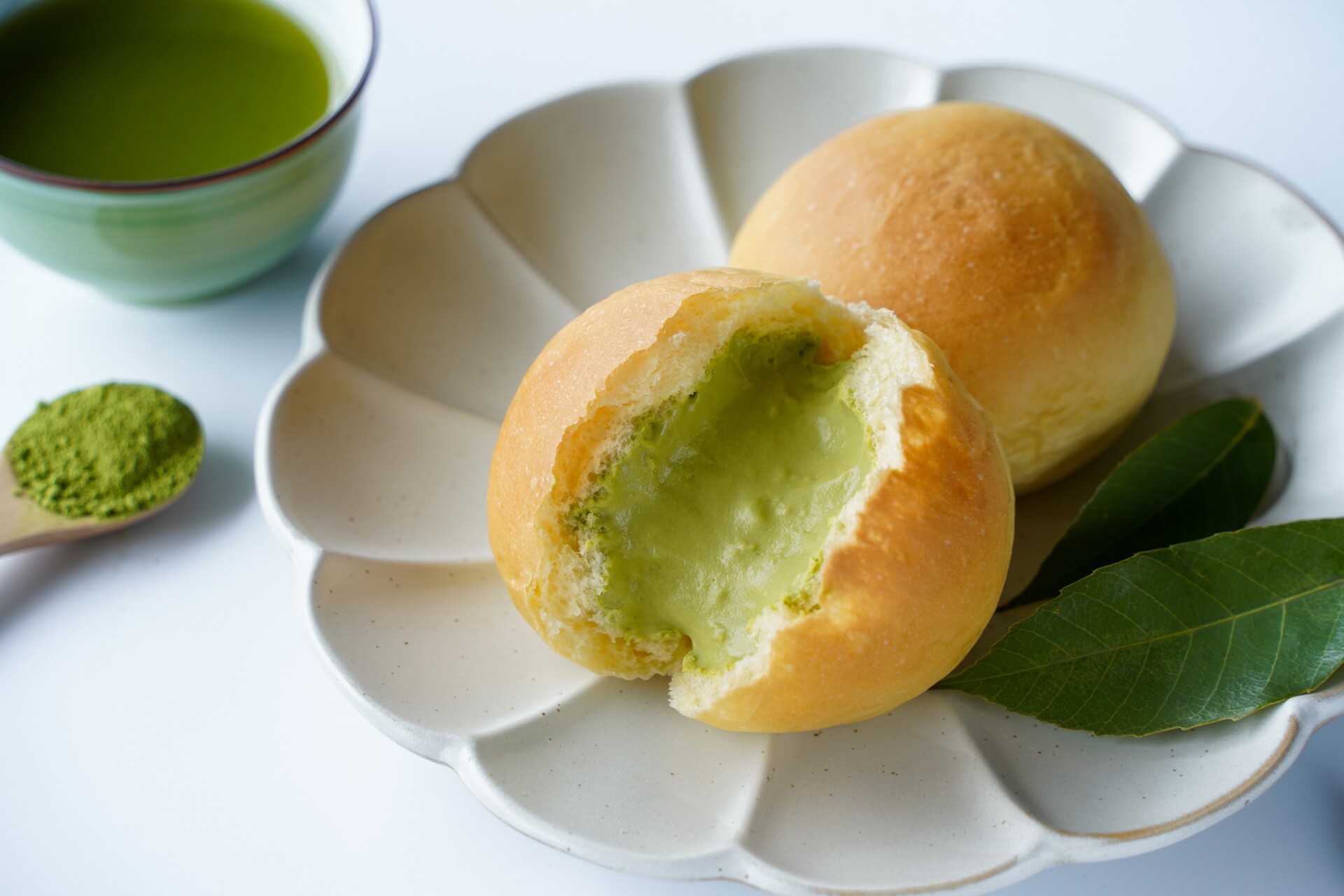 アミュプラザ小倉「八天堂」 期間限定「くりーむパン 新茶」販売開始