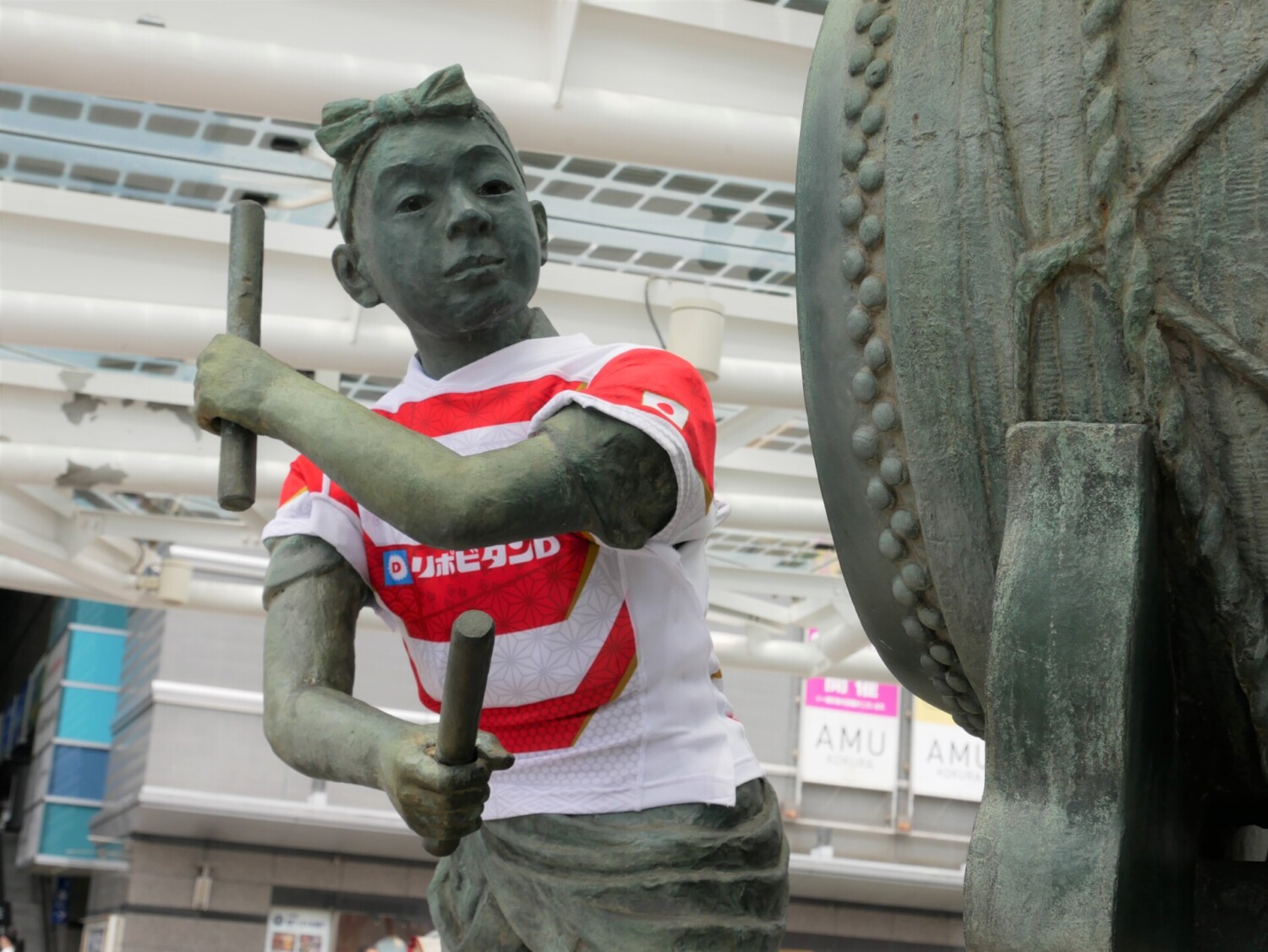 小倉紙園大鼓，真鍮製，重4500克。 小倉紙園大鼓，真鍮製，重4500克。 小倉紙園大鼓，真鍮製，重4500克。