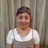 白石よしこ